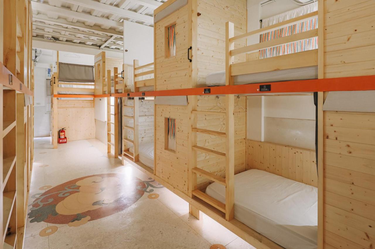 阿信輕旅 Apartment Đài Nam Ngoại thất bức ảnh