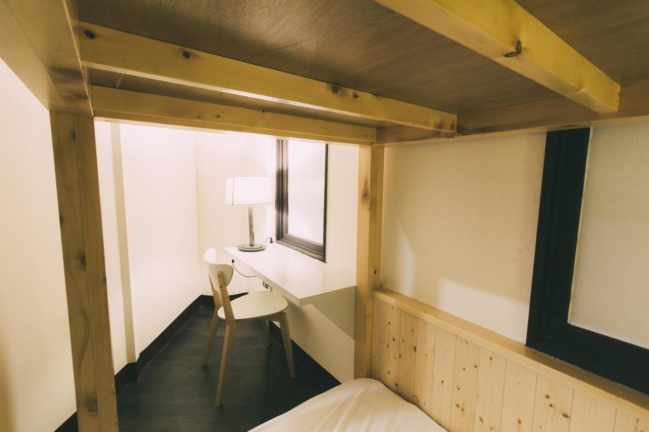 阿信輕旅 Apartment Đài Nam Ngoại thất bức ảnh